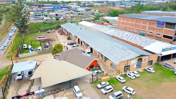 2 200 m² Commercial space
