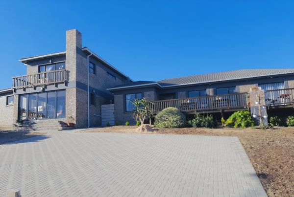 5 Bedroom House
