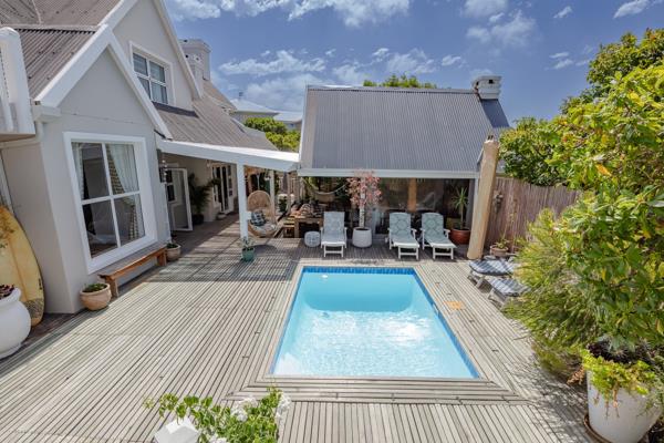 6 Bedroom House
