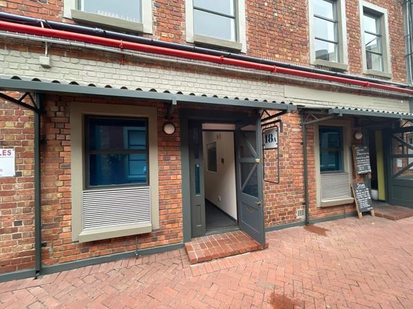 80 m² Commercial space