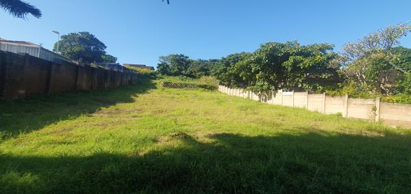 1 525 m² Land