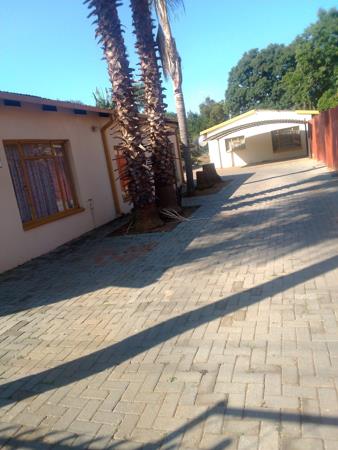 2 Bedroom Simplex