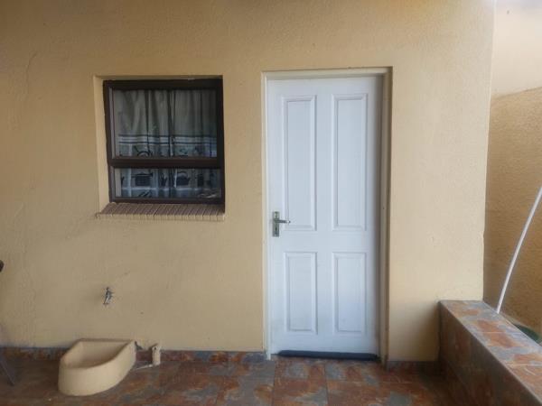 1 Bedroom Garden Cottage