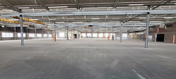 6 728  m² Industrial space