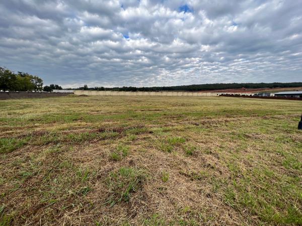 8 778 m² Land