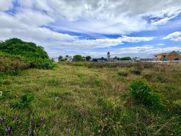 1 487 m² Land