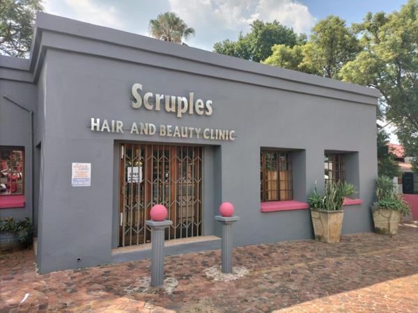 250  m² Commercial space