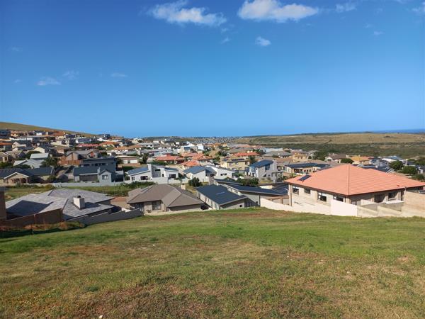 572 m² Land