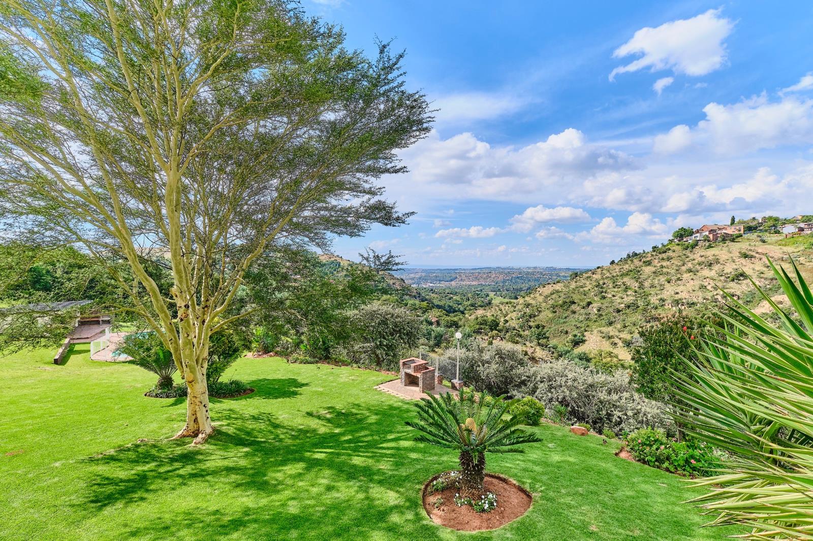 2 Bedroom Apartment in Kloofendal