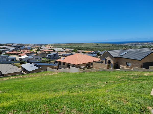 572 m² Land
