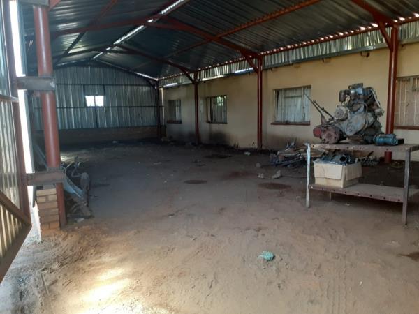 150  m² Commercial space