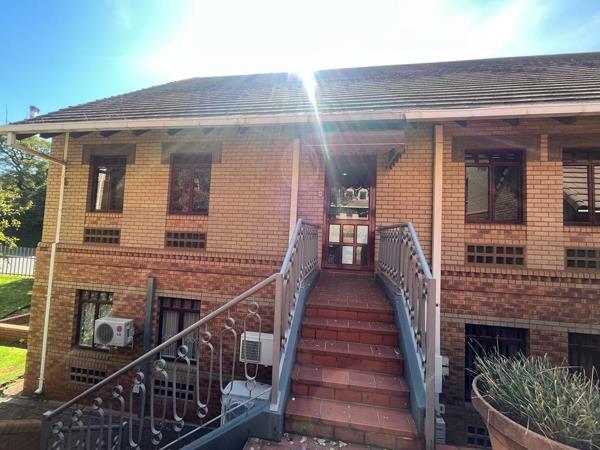 179  m² Commercial space