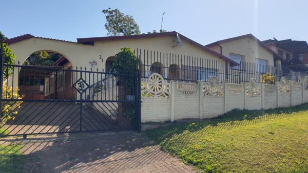 5 Bedroom House