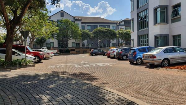 299 m² Commercial space