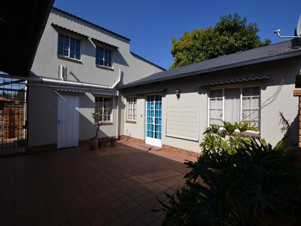 1 Bedroom House