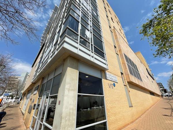 723 m² Commercial space