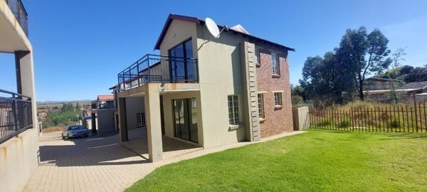 4 Bedroom Townhouse