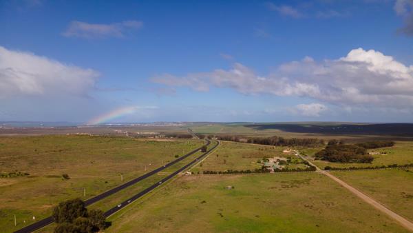 6 664  m² Commercial space