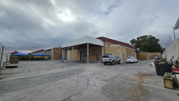 2 330 m² Industrial space