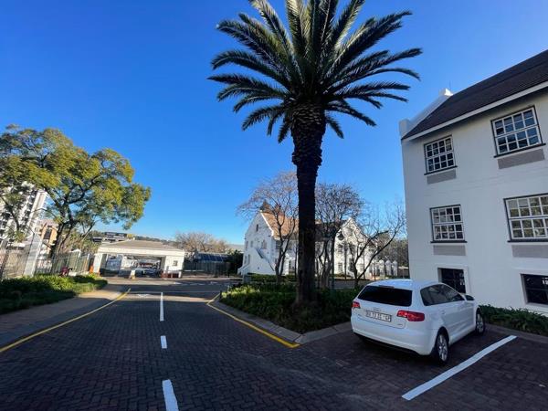 376 m² Commercial space