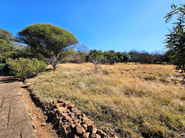 8 300 m² Land