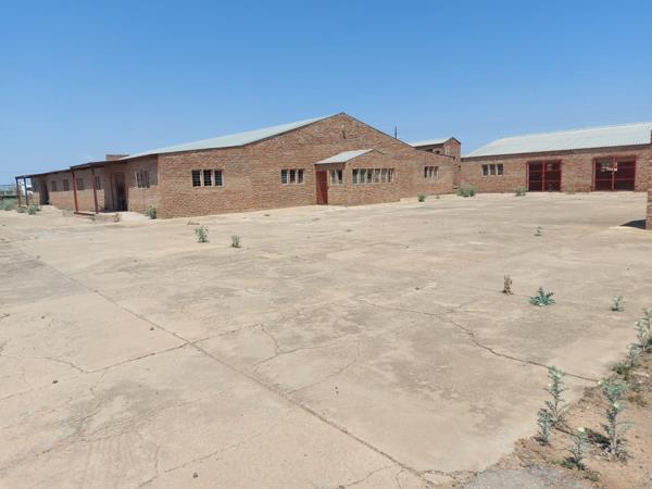 1 324  m² Industrial space