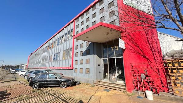 5 400  m² Industrial space