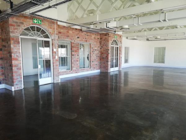 230 m² Office Space