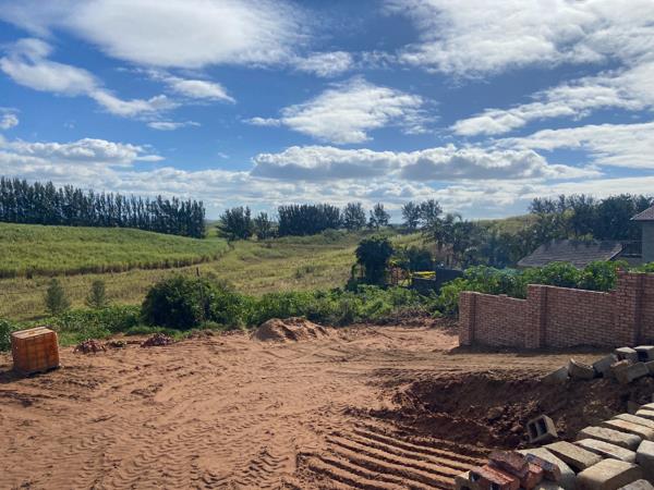 1 012 m² Land
