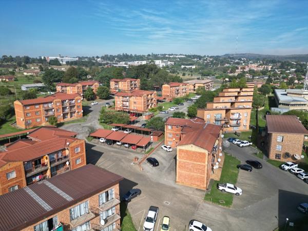 19 556  m² Commercial space