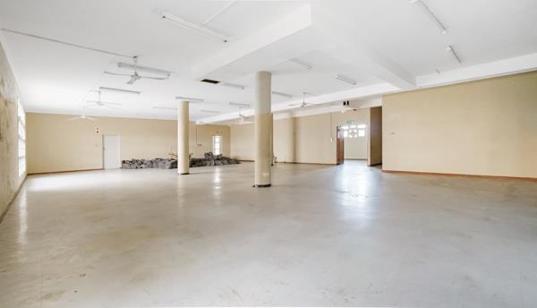 446 m² Commercial space