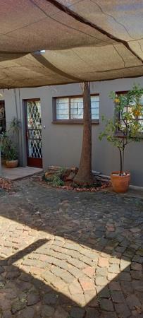 1 Bedroom Garden Cottage