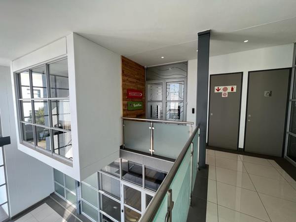 183 m² Commercial space
