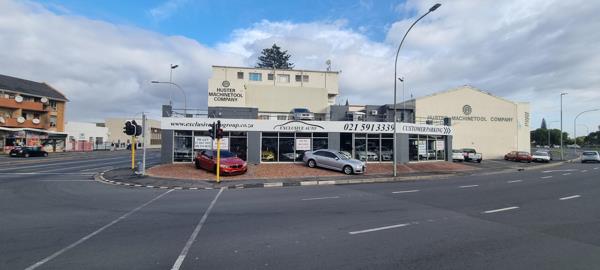 824 m² Commercial space