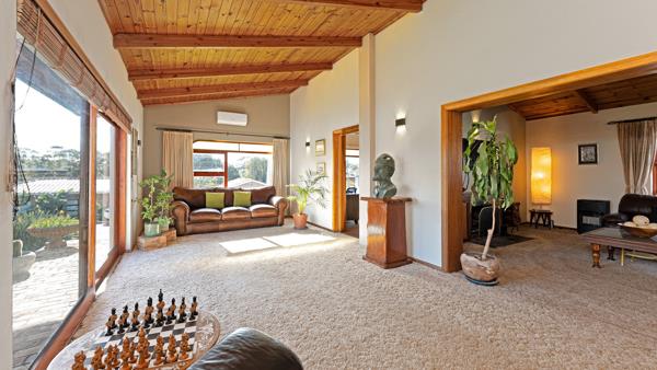 5 Bedroom House