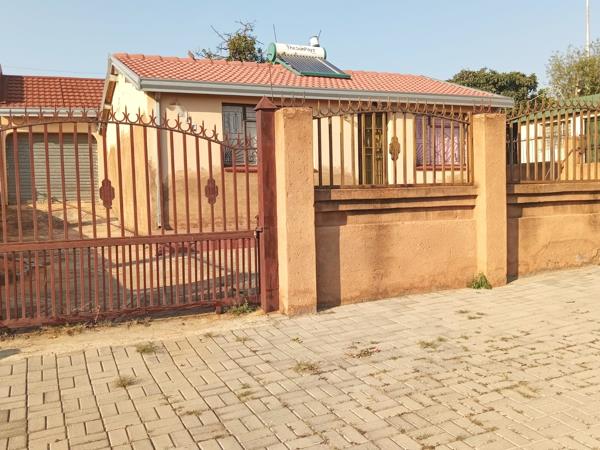 2 Bedroom House