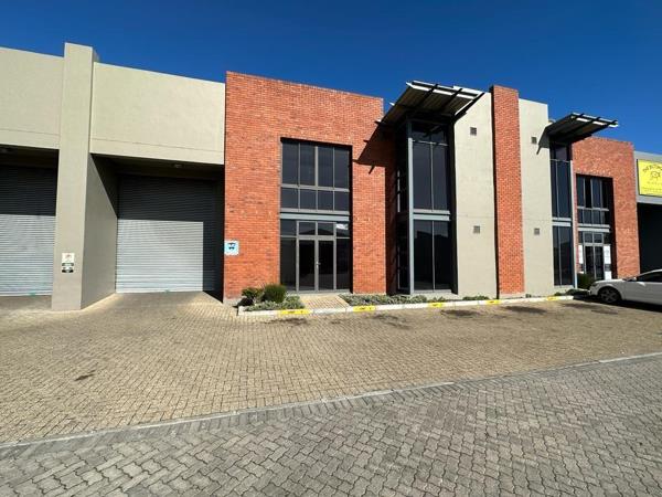 558 m² Industrial space