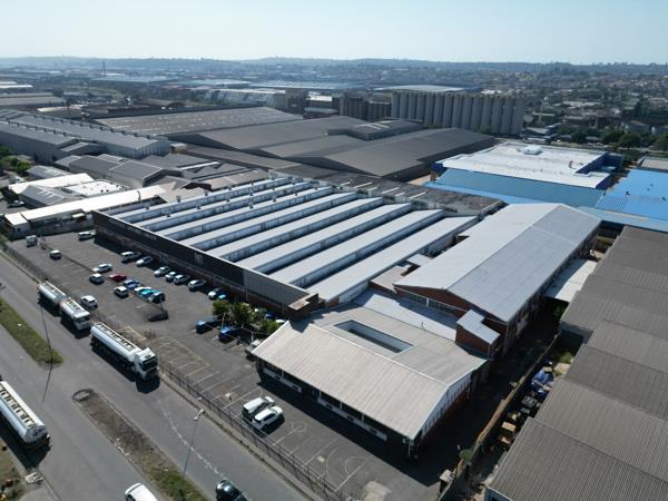 14 216 m² Industrial space