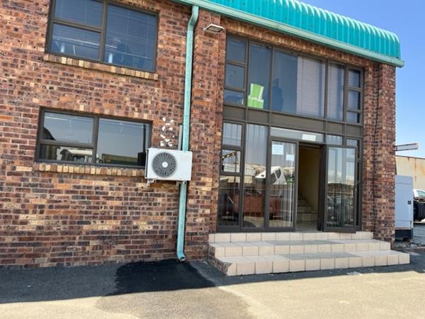 478  m² Commercial space