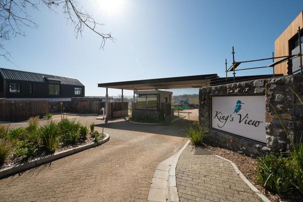 450 m² Land