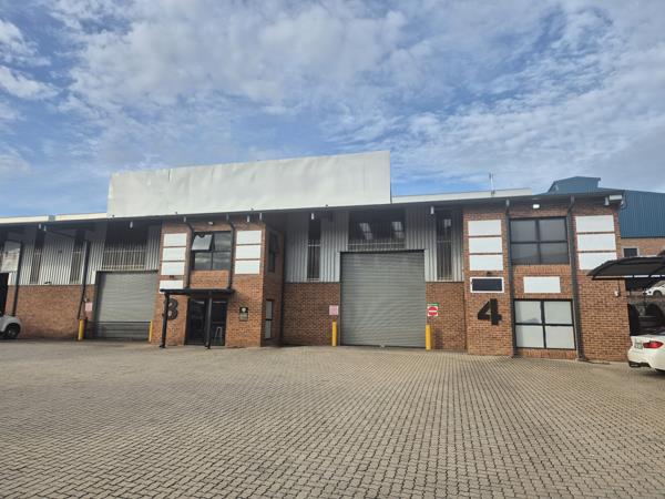471  m² Industrial space