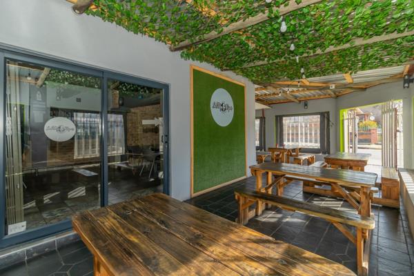 395  m² Commercial space