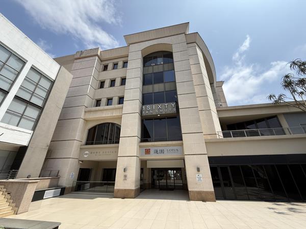 183  m² Commercial space