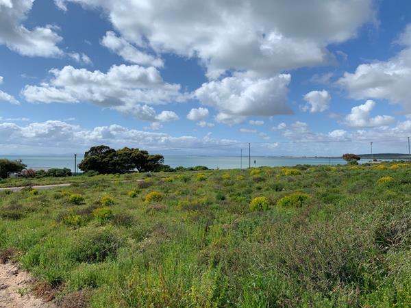 299 m² Land