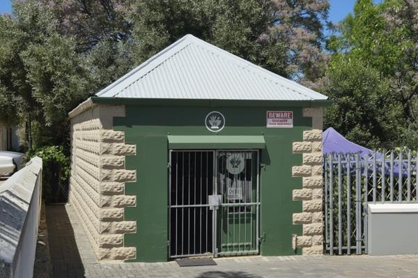 24  m² Commercial space