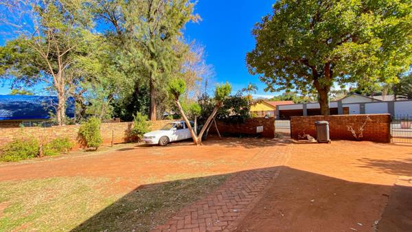 6 Bedroom House