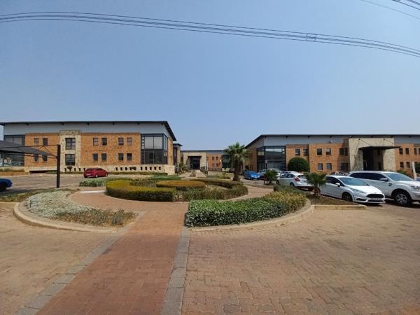 11 947  m² Commercial space