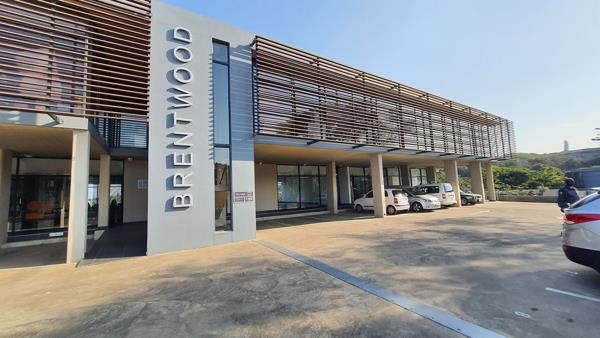 122  m² Office Space