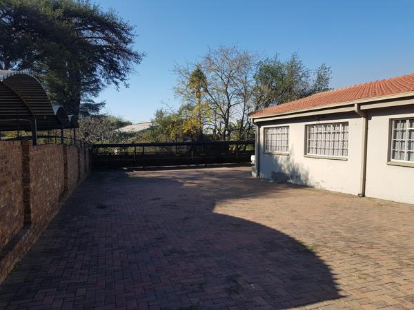 110  m² Office Space