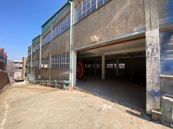 671  m² Industrial space